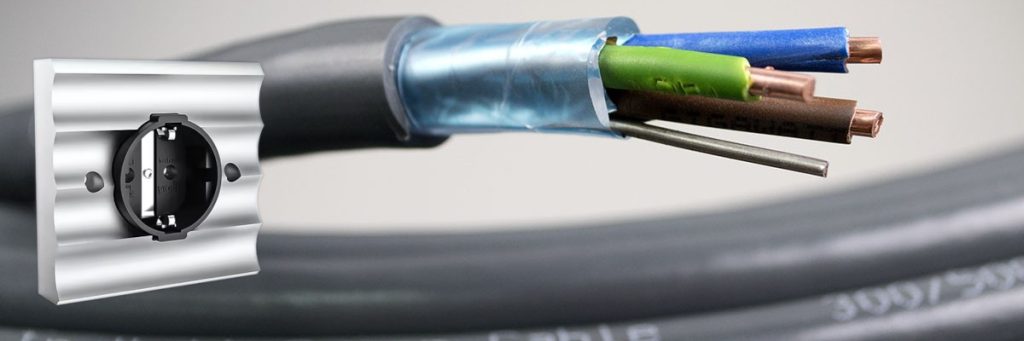 Câble blindé et prise murale spécifique pour alimentation électrique des systèmes Hifi et Home Cinéma